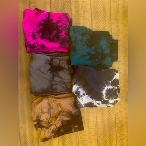 5 pairs of TikTok leggings. Brand new.